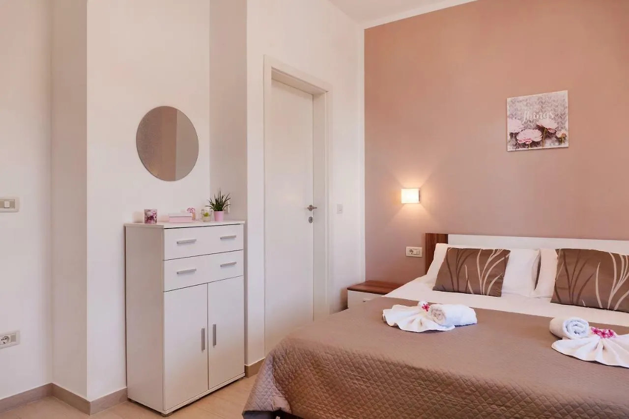 Apartment Villa Lidija Lovran 0*,  Chorvatsko